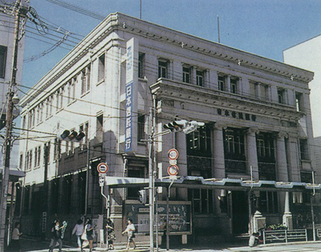 旧 日本信託銀行京都支店ビル